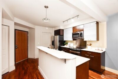 159 Denny Way #402, Seattle, WA 98109 - Photo 10