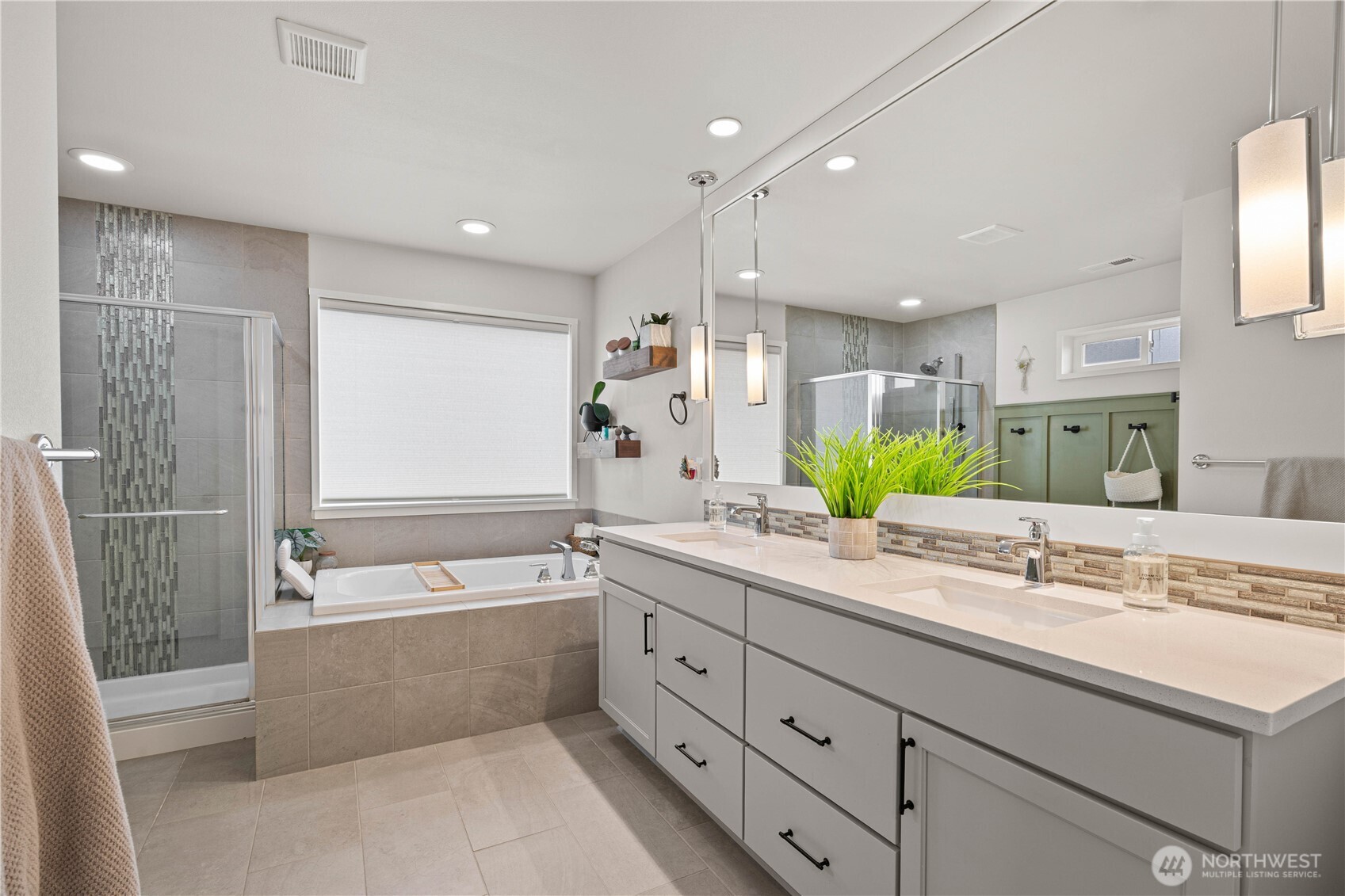 11361 Maple Tree Place SW, Silverdale, WA 98383