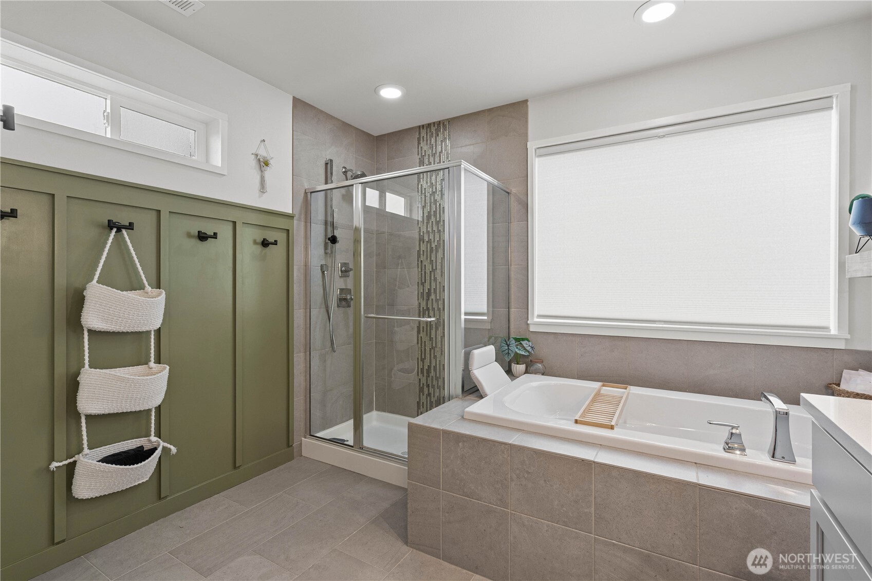 11361 Maple Tree Place SW, Silverdale, WA 98383