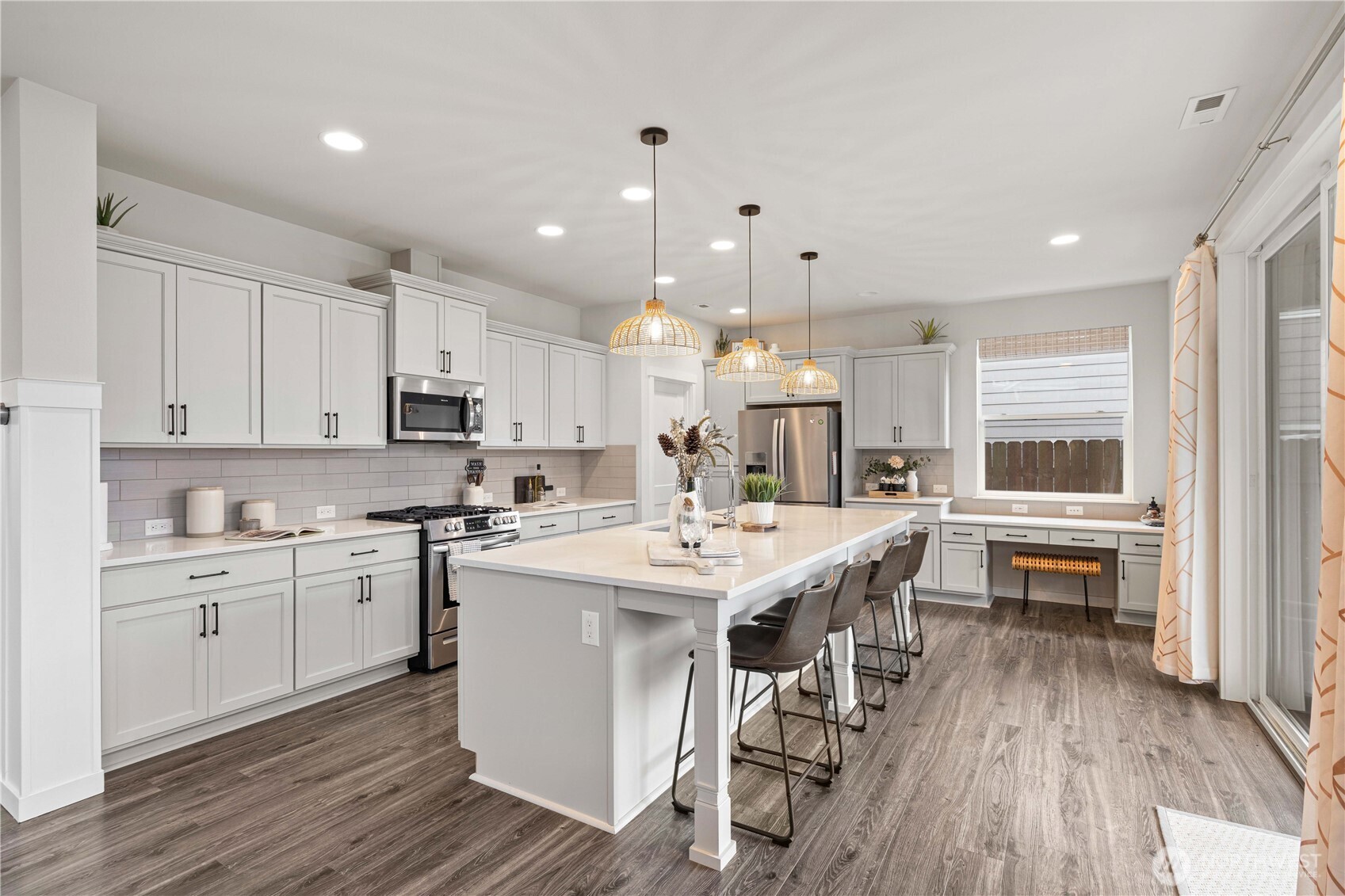 11361 Maple Tree Place SW, Silverdale, WA 98383