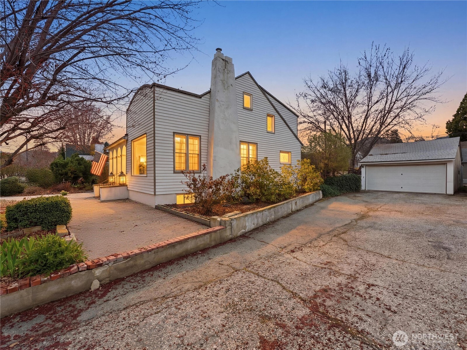 106 N Franklin Avenue , Wenatchee, WA 98801