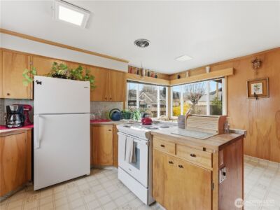 106 N Franklin Avenue , Wenatchee, WA 98801 - Photo 13