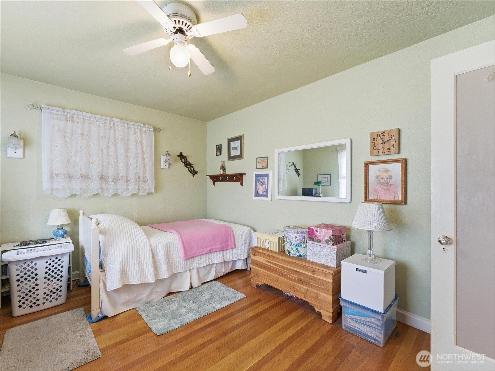 106 N Franklin Avenue , Wenatchee, WA 98801