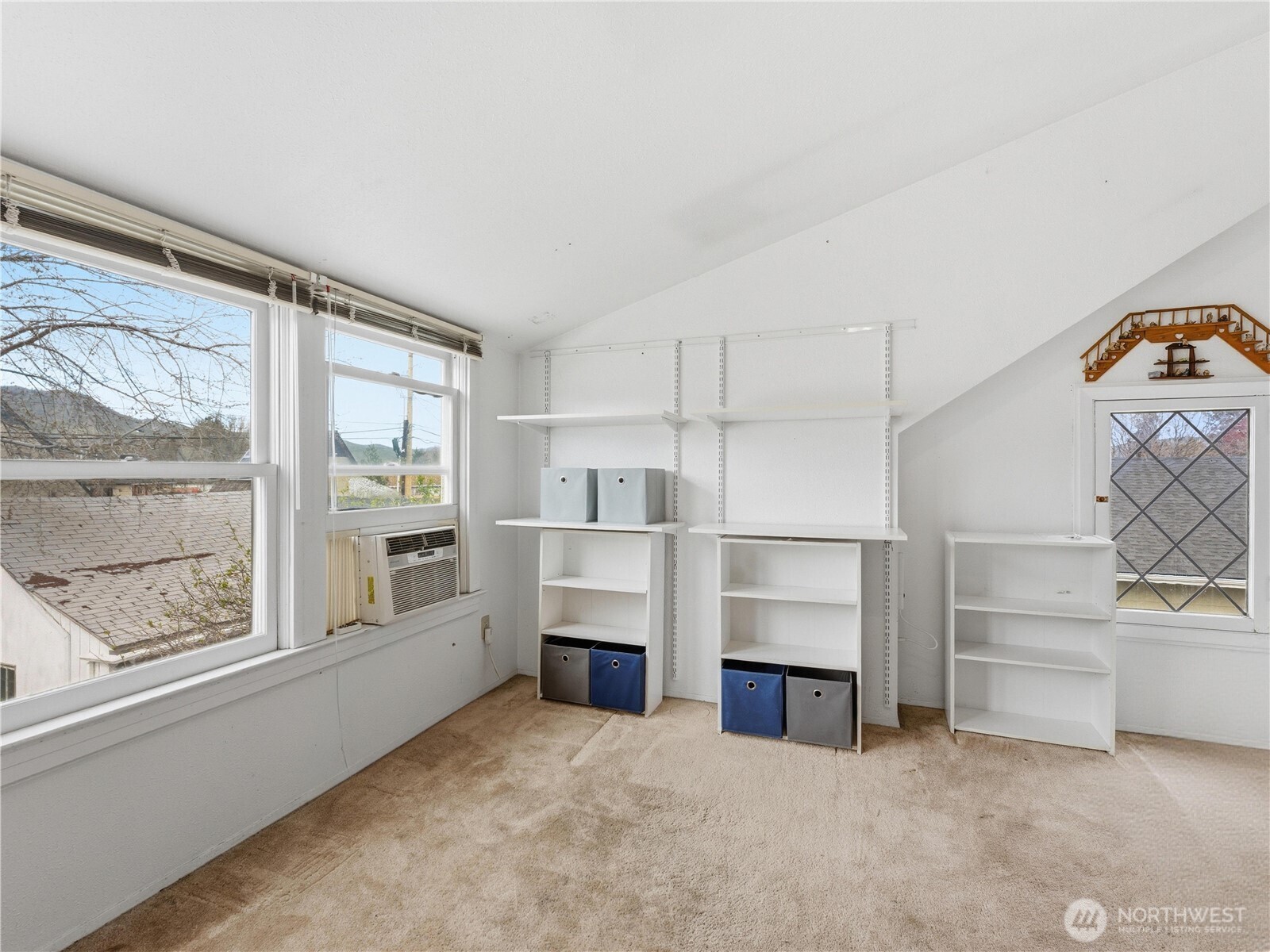 106 N Franklin Avenue , Wenatchee, WA 98801