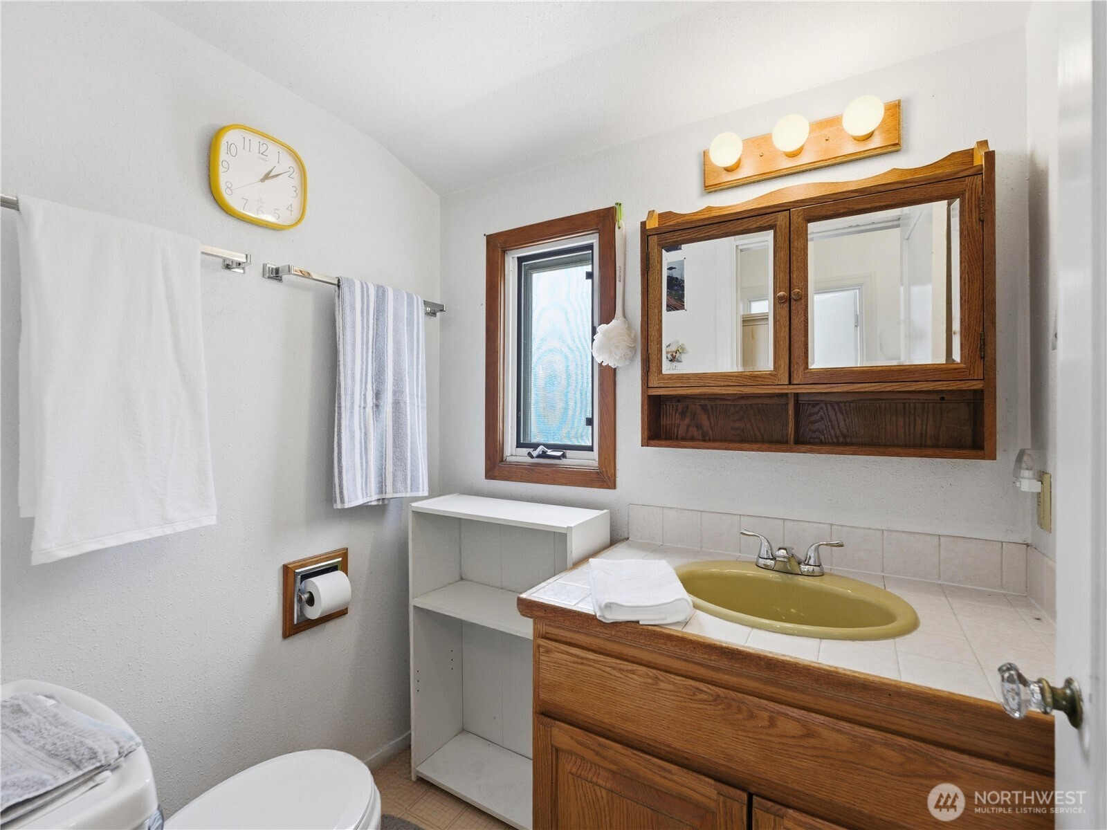 106 N Franklin Avenue , Wenatchee, WA 98801