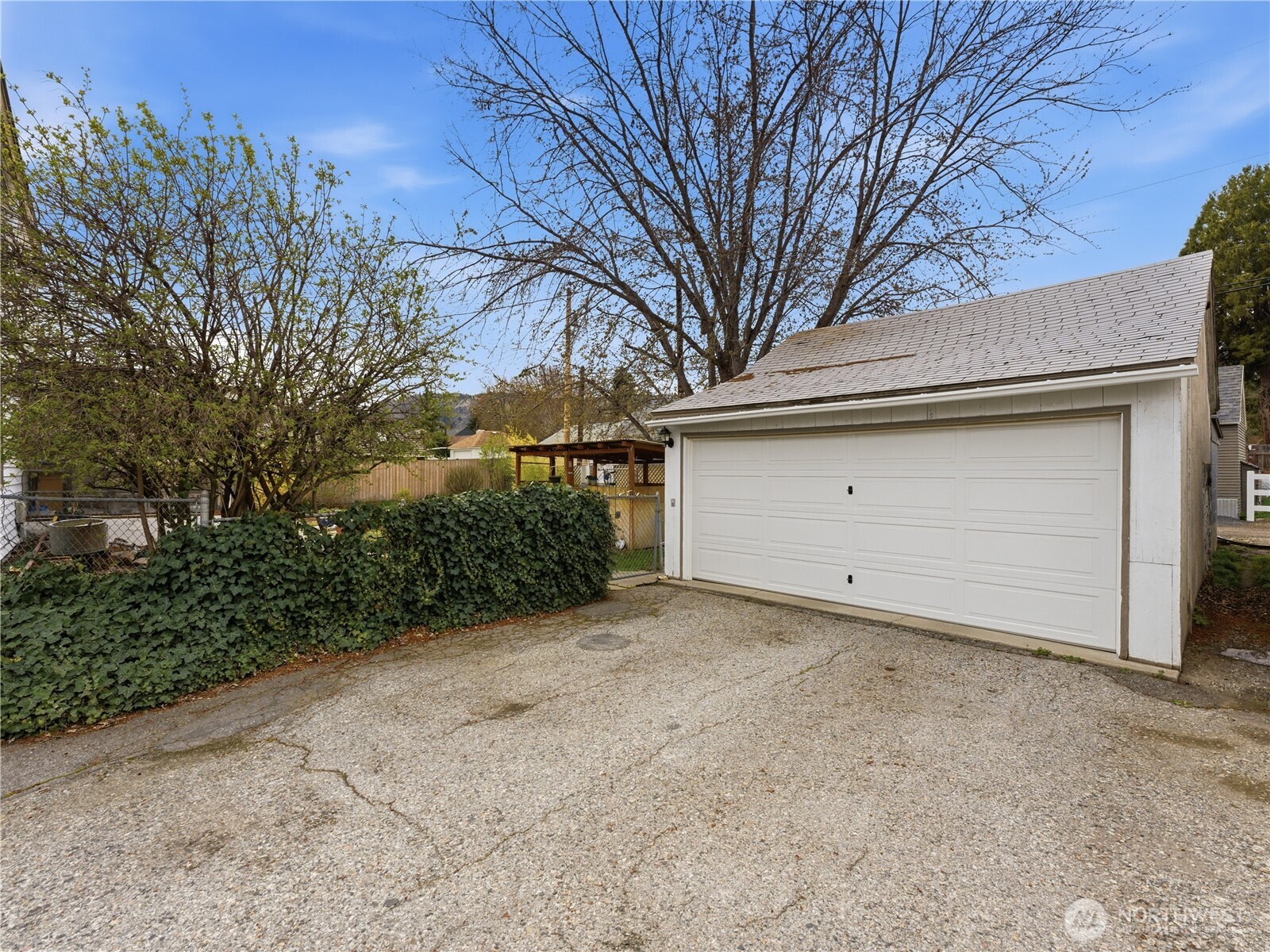 106 N Franklin Avenue , Wenatchee, WA 98801