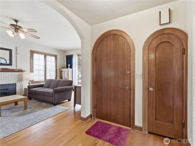 106 N Franklin Avenue , Wenatchee, WA 98801 - Photo 5