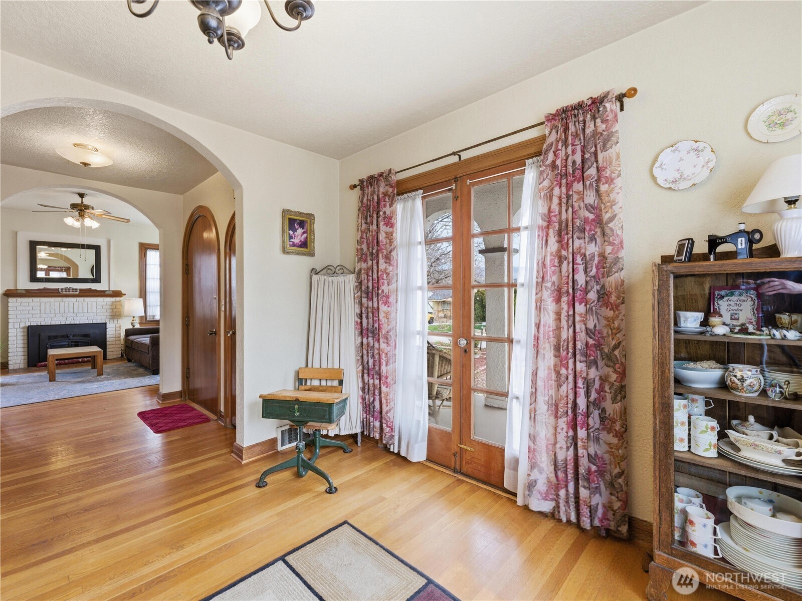 106 N Franklin Avenue , Wenatchee, WA 98801