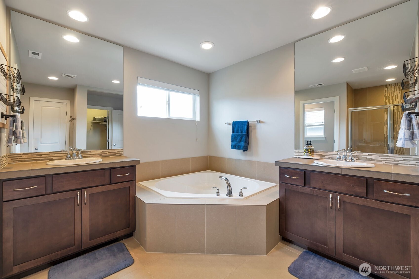 16223 5th Avenue SE, Bothell, WA 98012