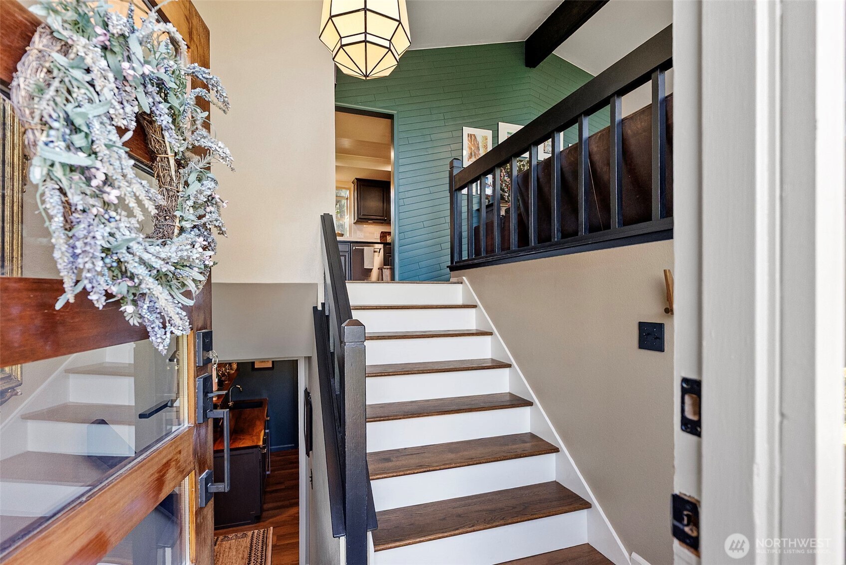 8205 Clearidge Avenue NW, Silverdale, WA 98383