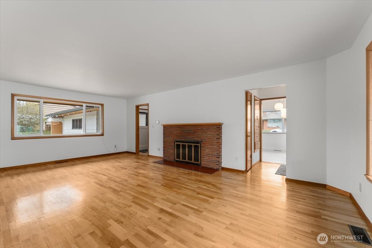 215 Pearl Street , Wenatchee, WA 98801