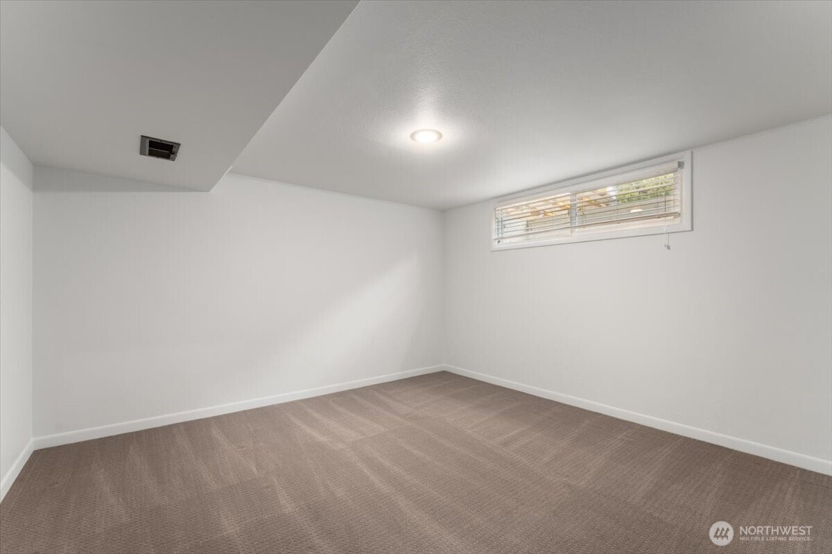 215 Pearl Street , Wenatchee, WA 98801