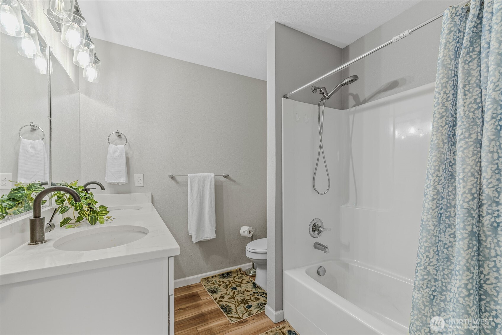 116 NE James Street , Camas, WA 98607