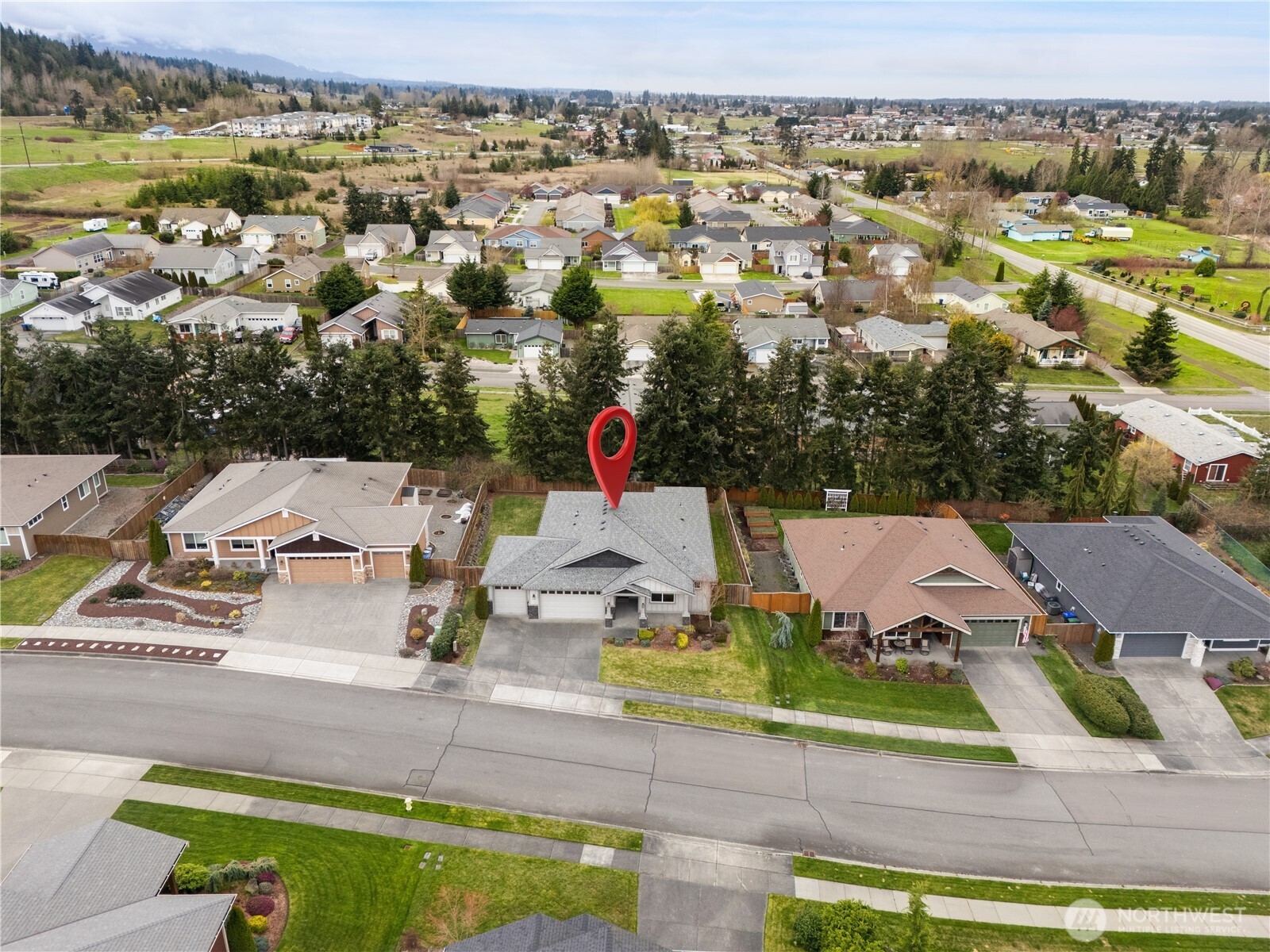 200 Blue Glacier Loop , Sequim, WA 98382