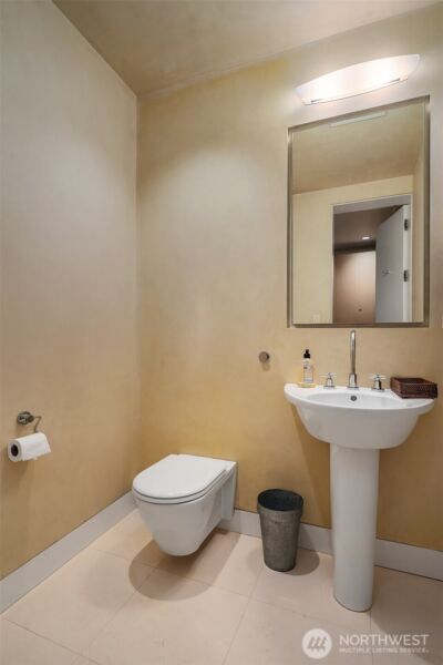 715 2nd Avenue #1501, Seattle, WA 98104 - Photo 36