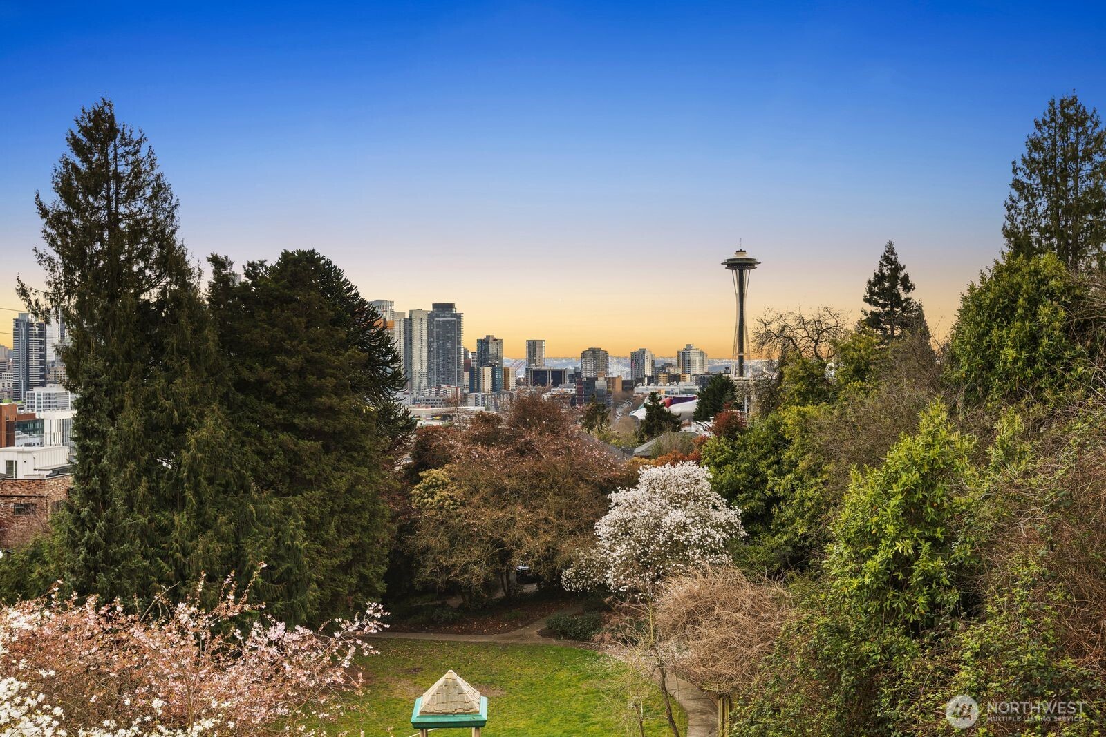 1231 5th Avenue N #302, Seattle, WA 98109