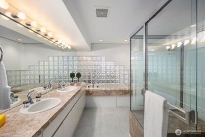 1231 5th Avenue N #302, Seattle, WA 98109 - Photo 20