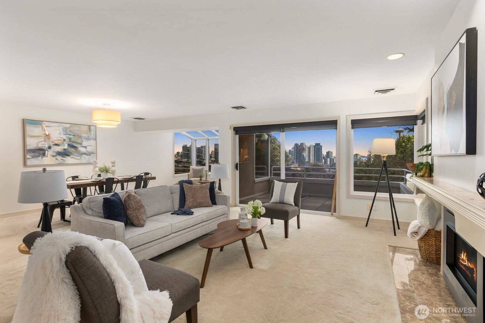 1231 5th Avenue N #302, Seattle, WA 98109