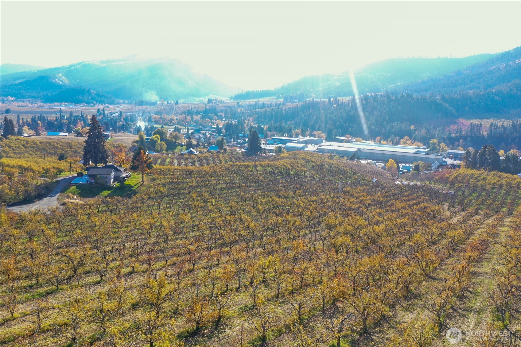 1 Ludwig Hill Rd , Peshastin, WA 98847