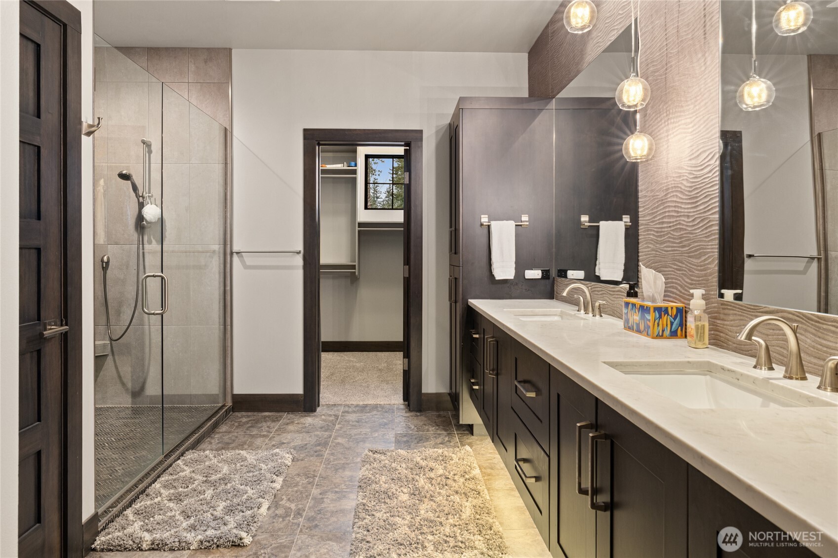 240 Portal Court , Cle Elum, WA 98922