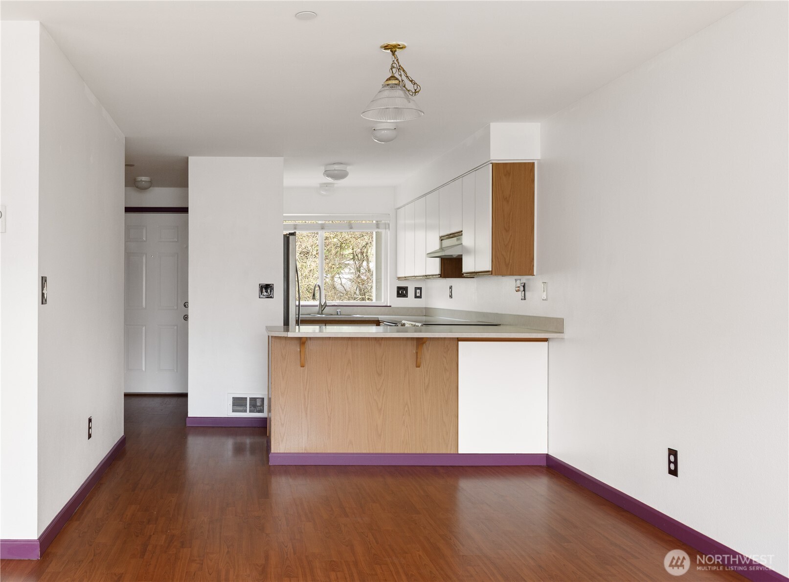 485 SW Bayshore Drive #B202, Oak Harbor, WA 98277