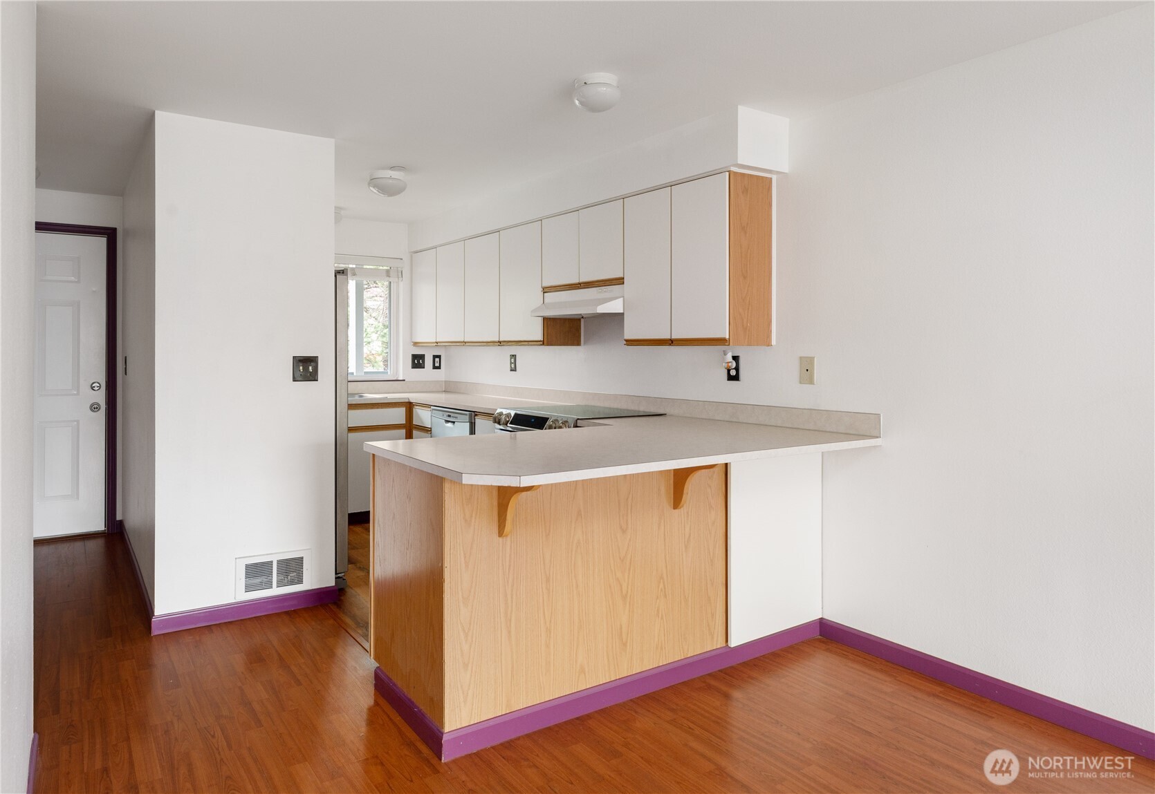 485 SW Bayshore Drive #B202, Oak Harbor, WA 98277