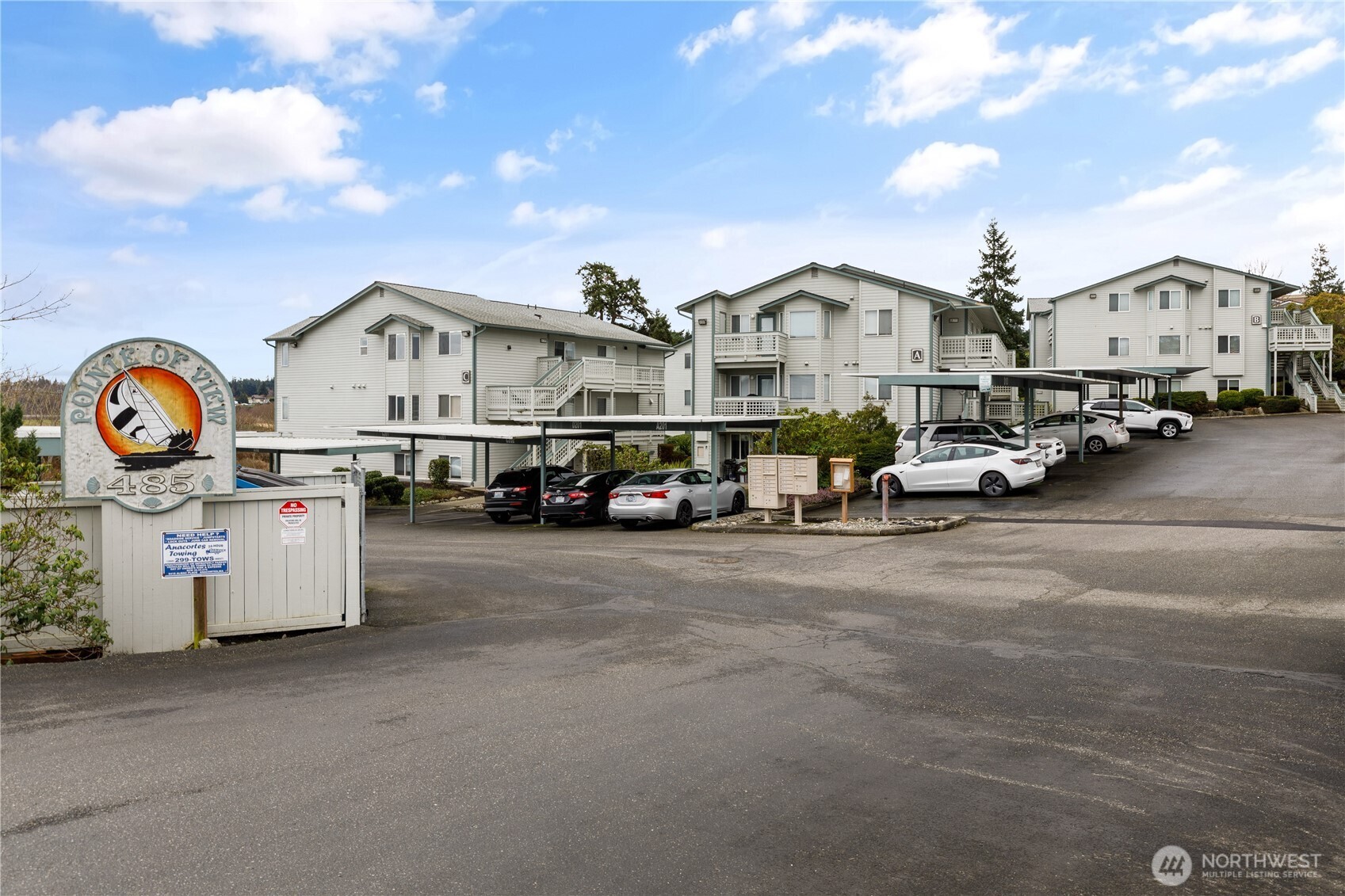 485 SW Bayshore Drive #B202, Oak Harbor, WA 98277