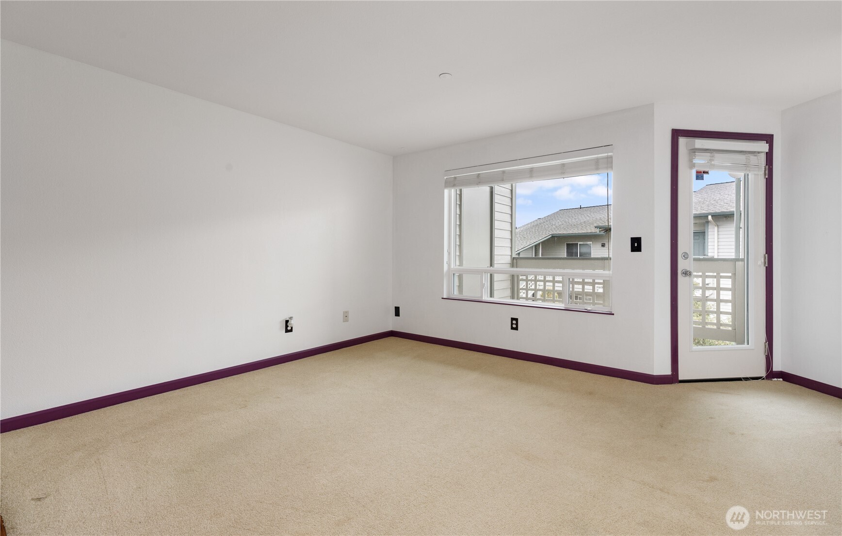 485 SW Bayshore Drive #B202, Oak Harbor, WA 98277