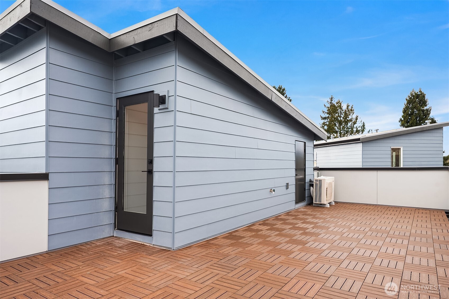 219 NE 75th Street , Seattle, WA 98115