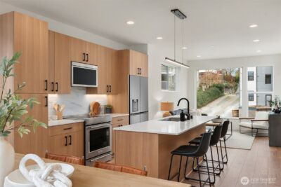 219 NE 75th Street , Seattle, WA 98115 - Photo 9