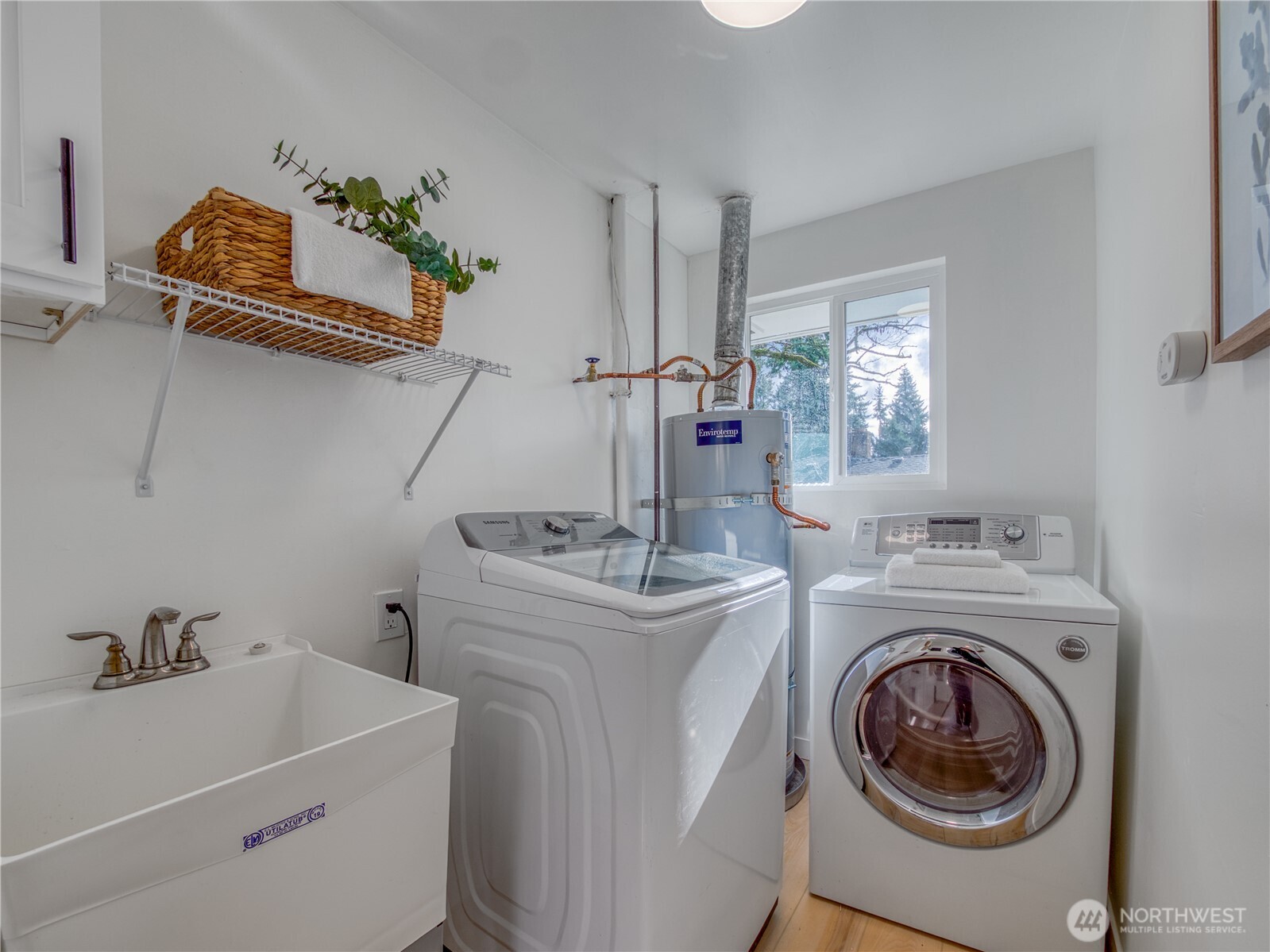 18 232nd Place SW, Bothell, WA 98021
