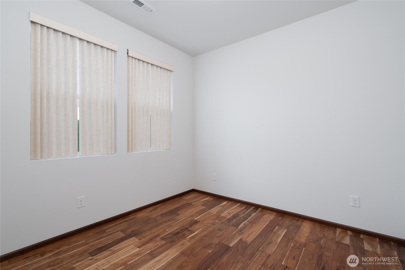 174 S 48th Street , Mount Vernon, WA 98274