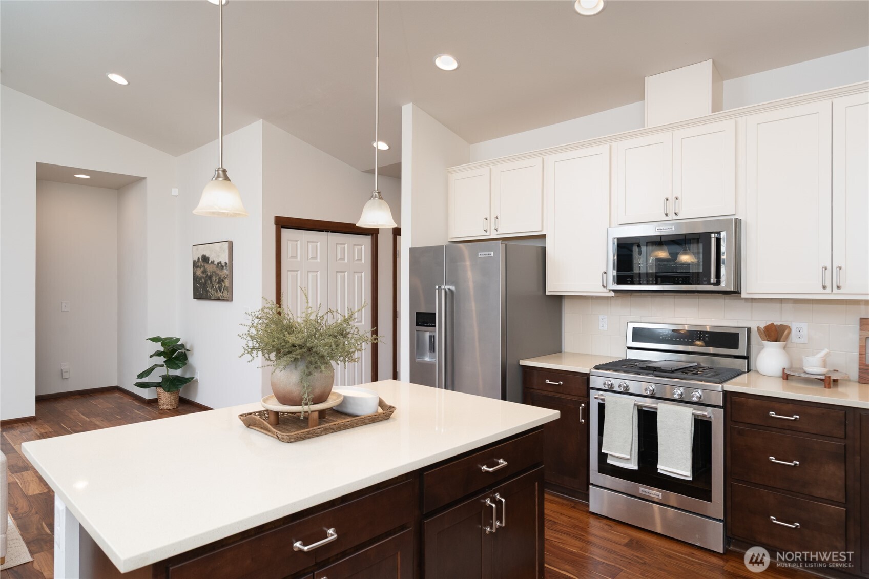 174 S 48th Street , Mount Vernon, WA 98274