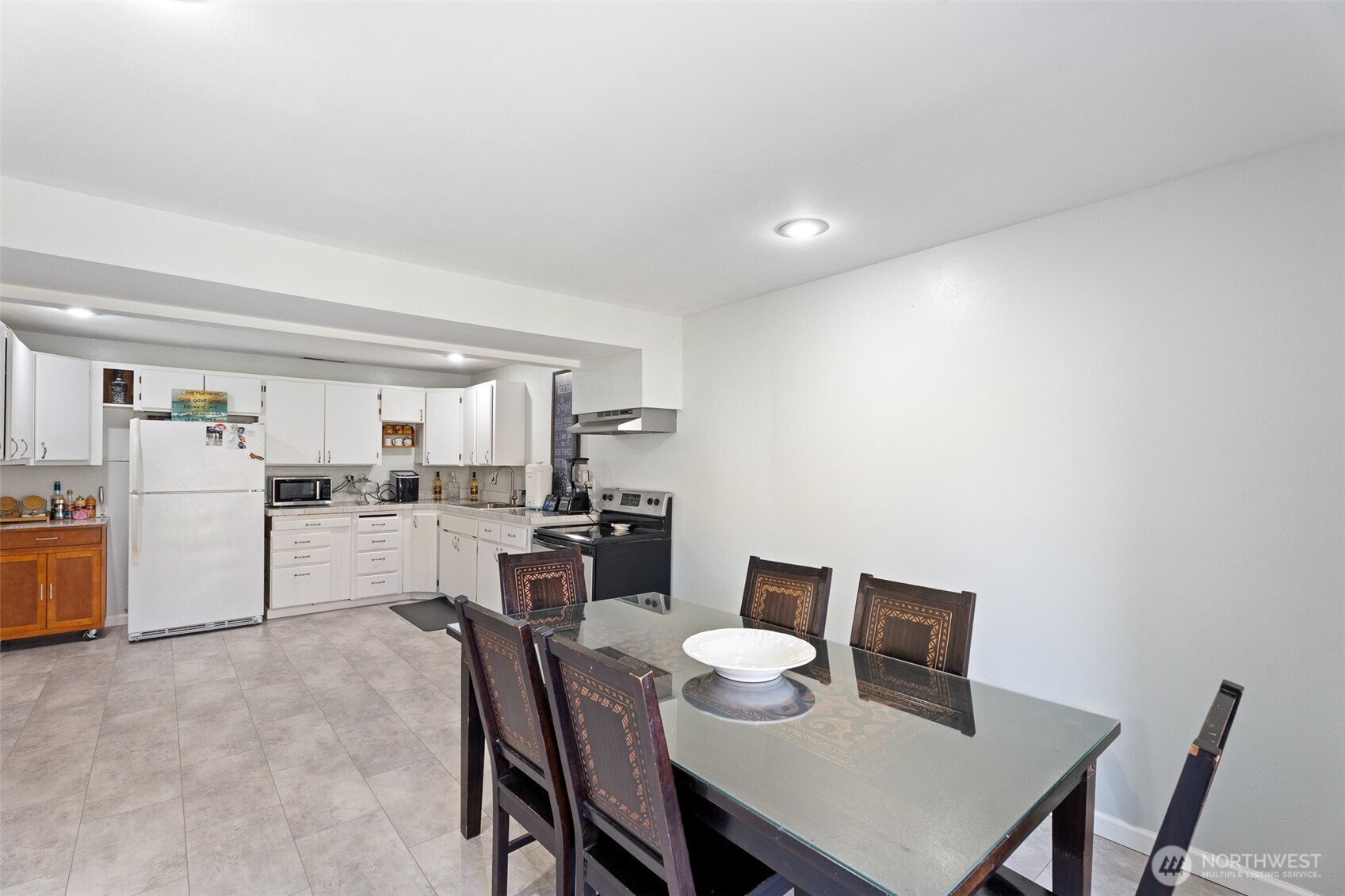 1716 N Anne Avenue , East Wenatchee, WA 98802