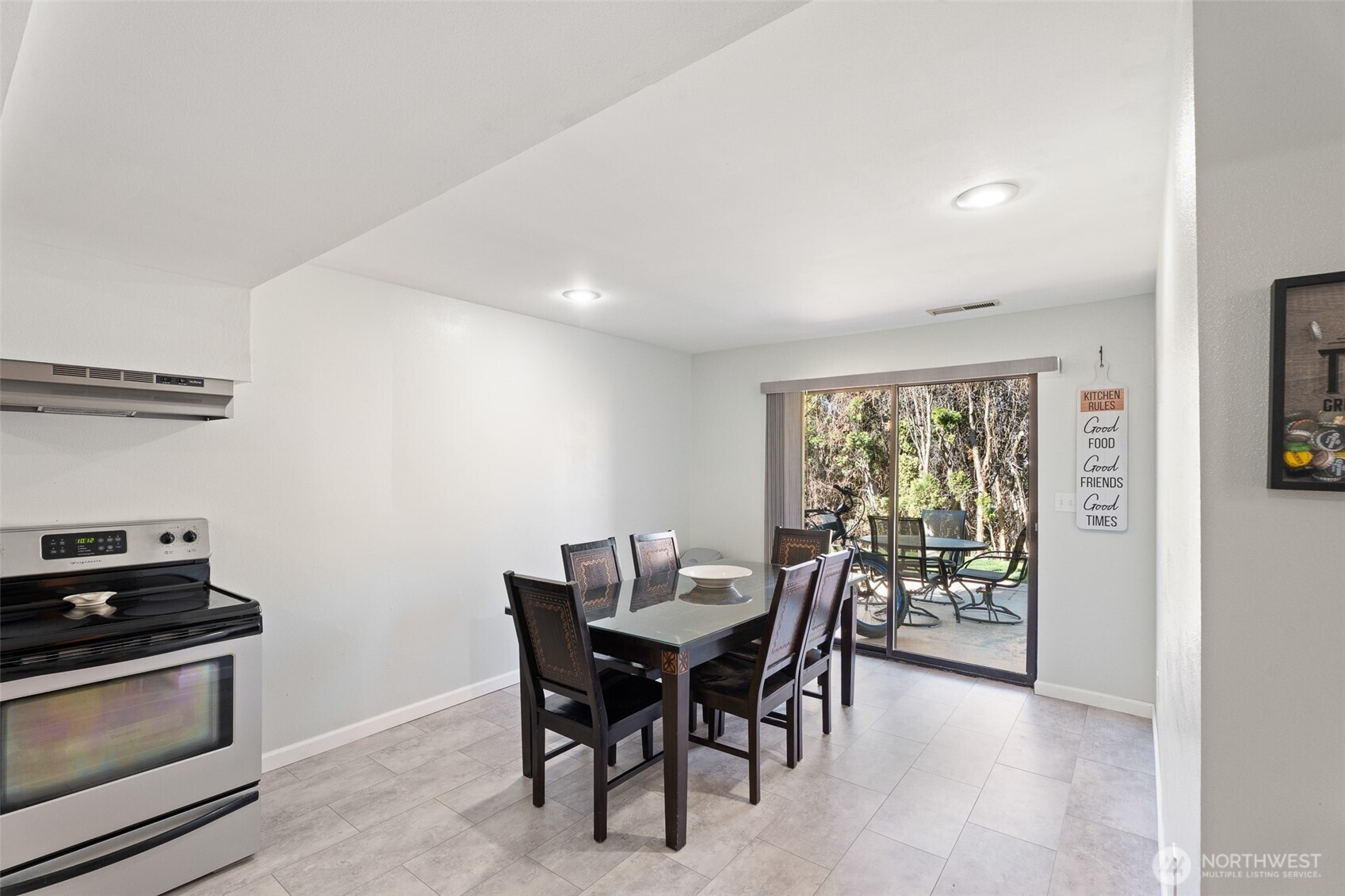 1716 N Anne Avenue , East Wenatchee, WA 98802