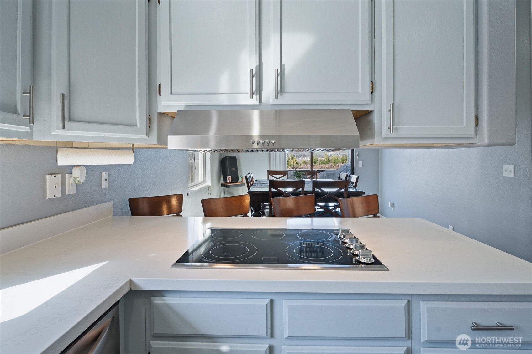 1716 N Anne Avenue , East Wenatchee, WA 98802