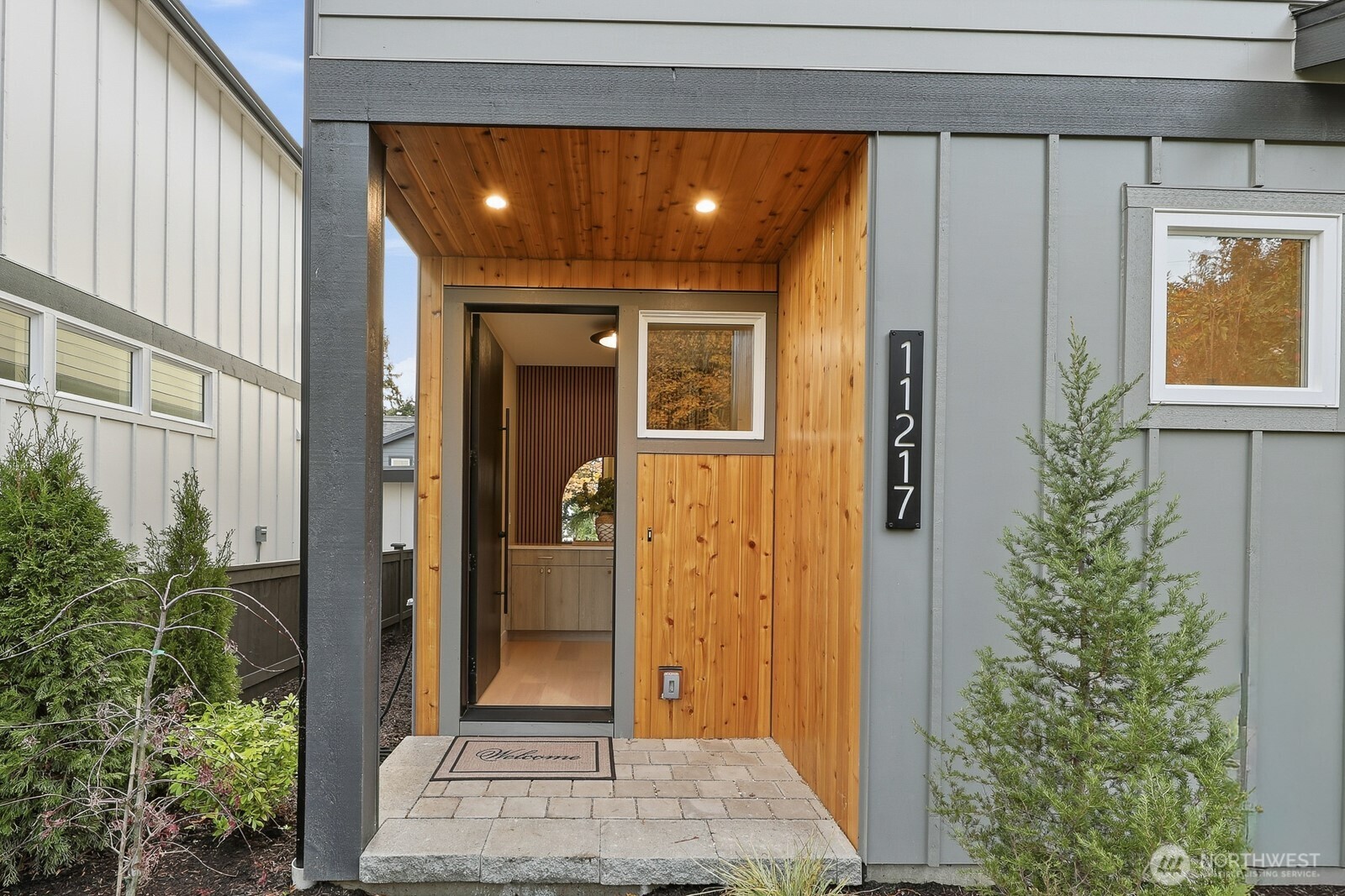 11217 NE 95th Street , Kirkland, WA 98033