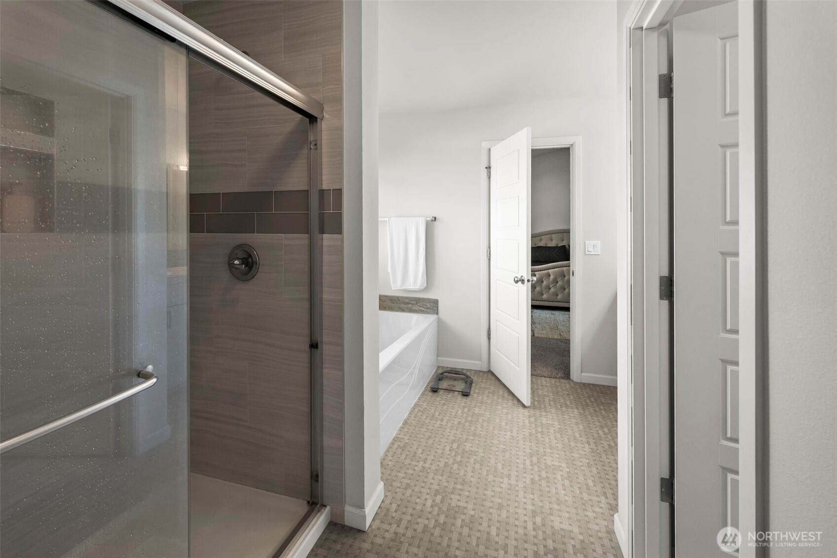 15352 Kayla Street SE, Yelm, WA 98597