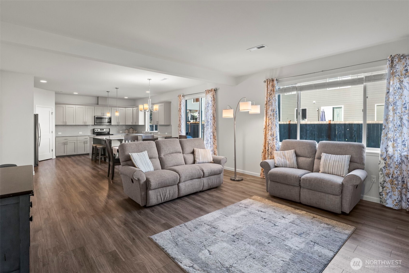 15352 Kayla Street SE, Yelm, WA 98597