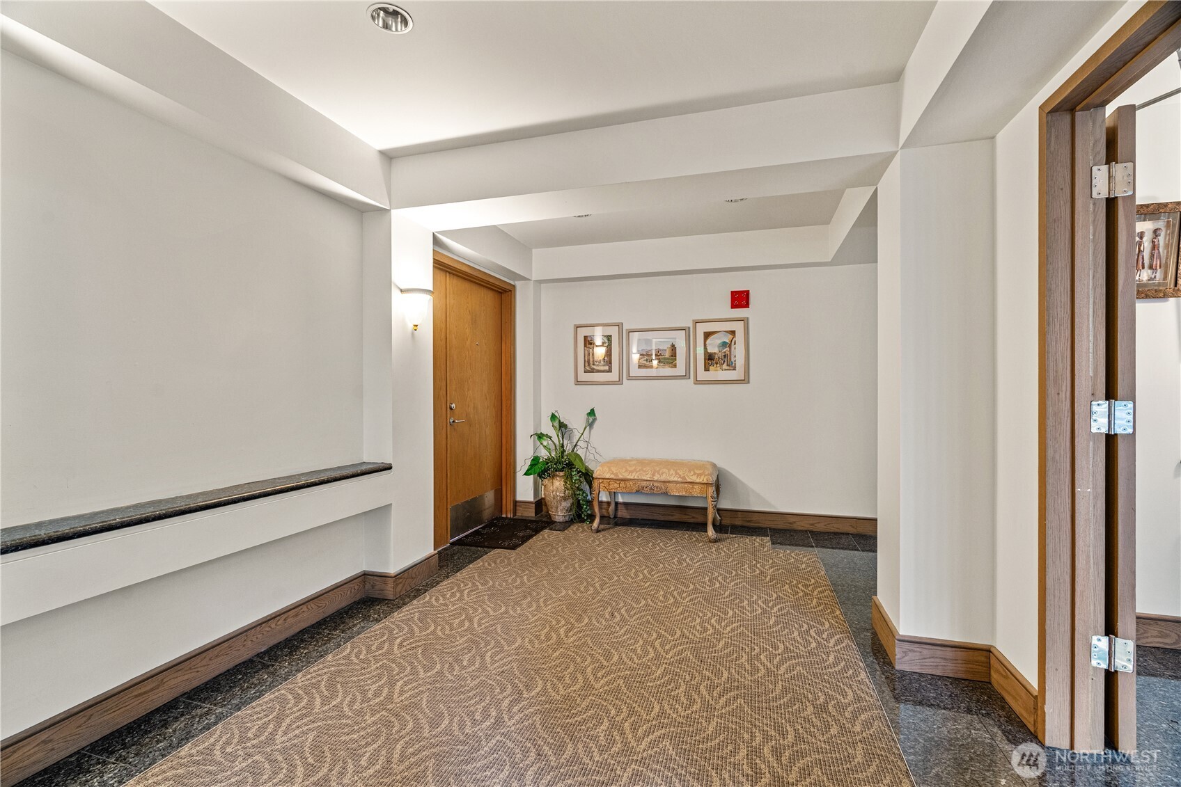 101 99th Avenue NE #101, Bellevue, WA 98004