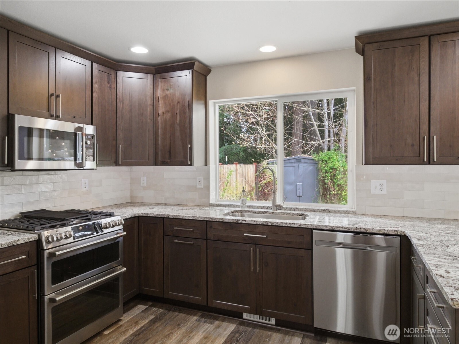 6740 Kirsop Village Drive SW, Olympia, WA 98512-7901