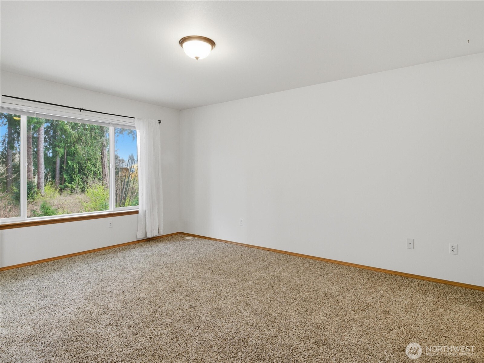 6740 Kirsop Village Drive SW, Olympia, WA 98512-7901