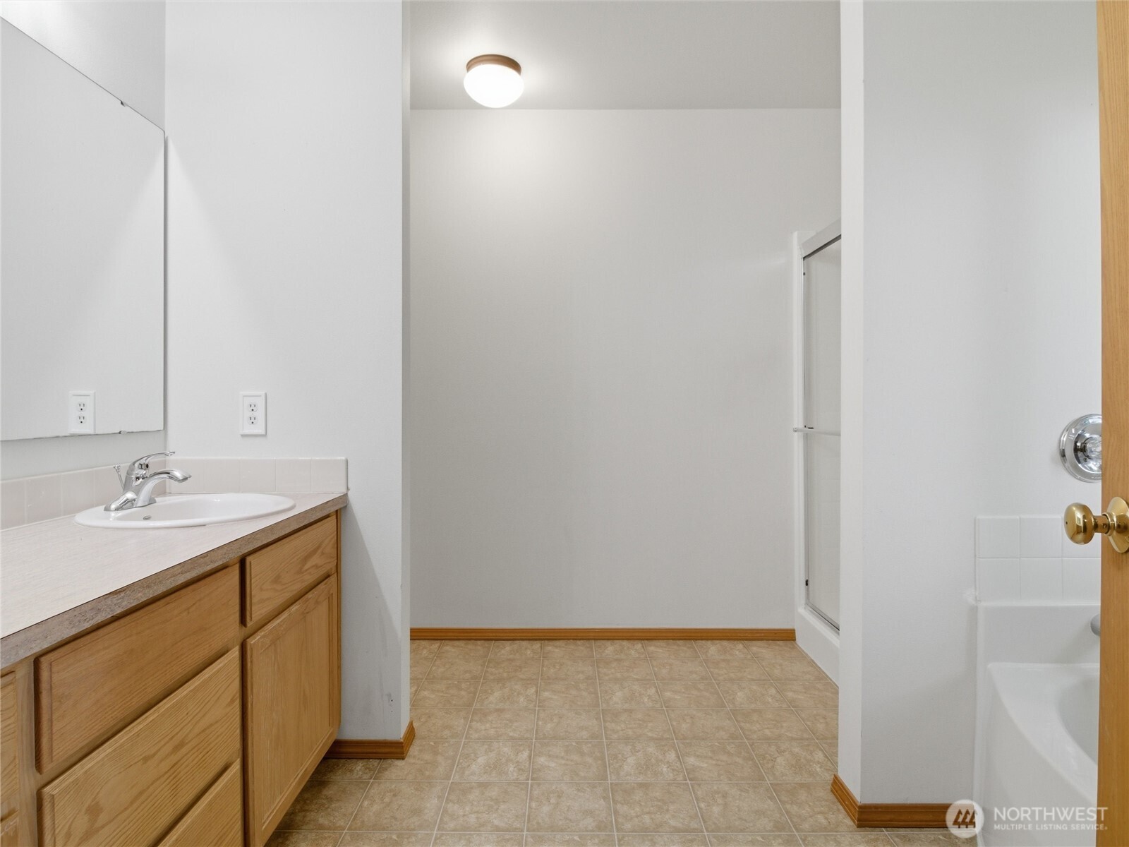 6740 Kirsop Village Drive SW, Olympia, WA 98512-7901