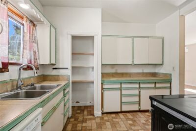 1013 S Tower Avenue , Centralia, WA 98531 - Photo 23