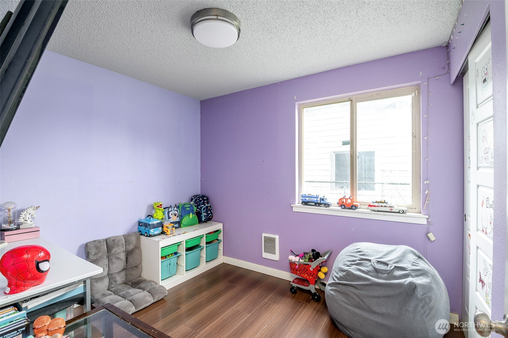 6655 E Portland Avenue , Tacoma, WA 98404