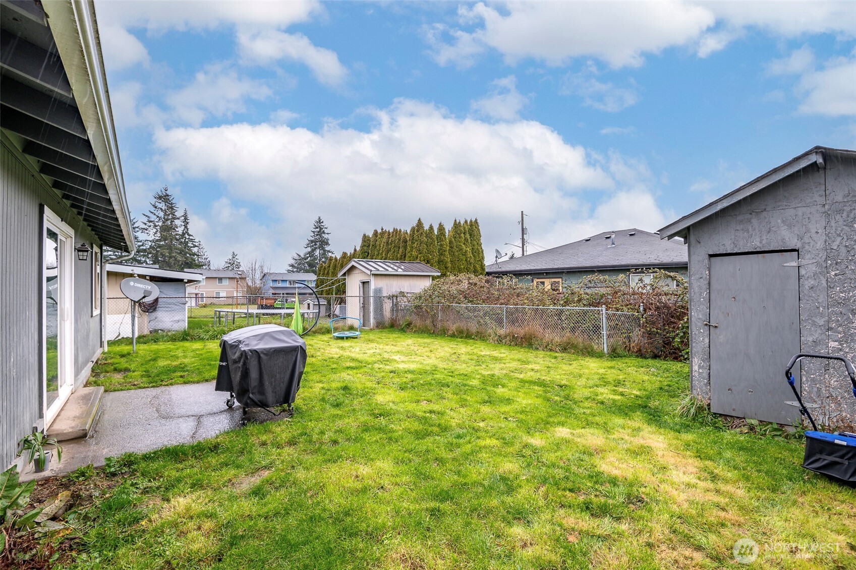 6655 E Portland Avenue , Tacoma, WA 98404