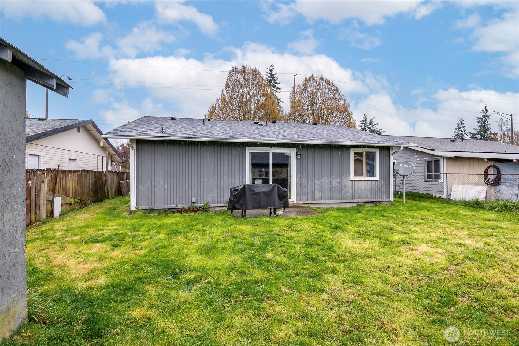 6655 E Portland Avenue , Tacoma, WA 98404