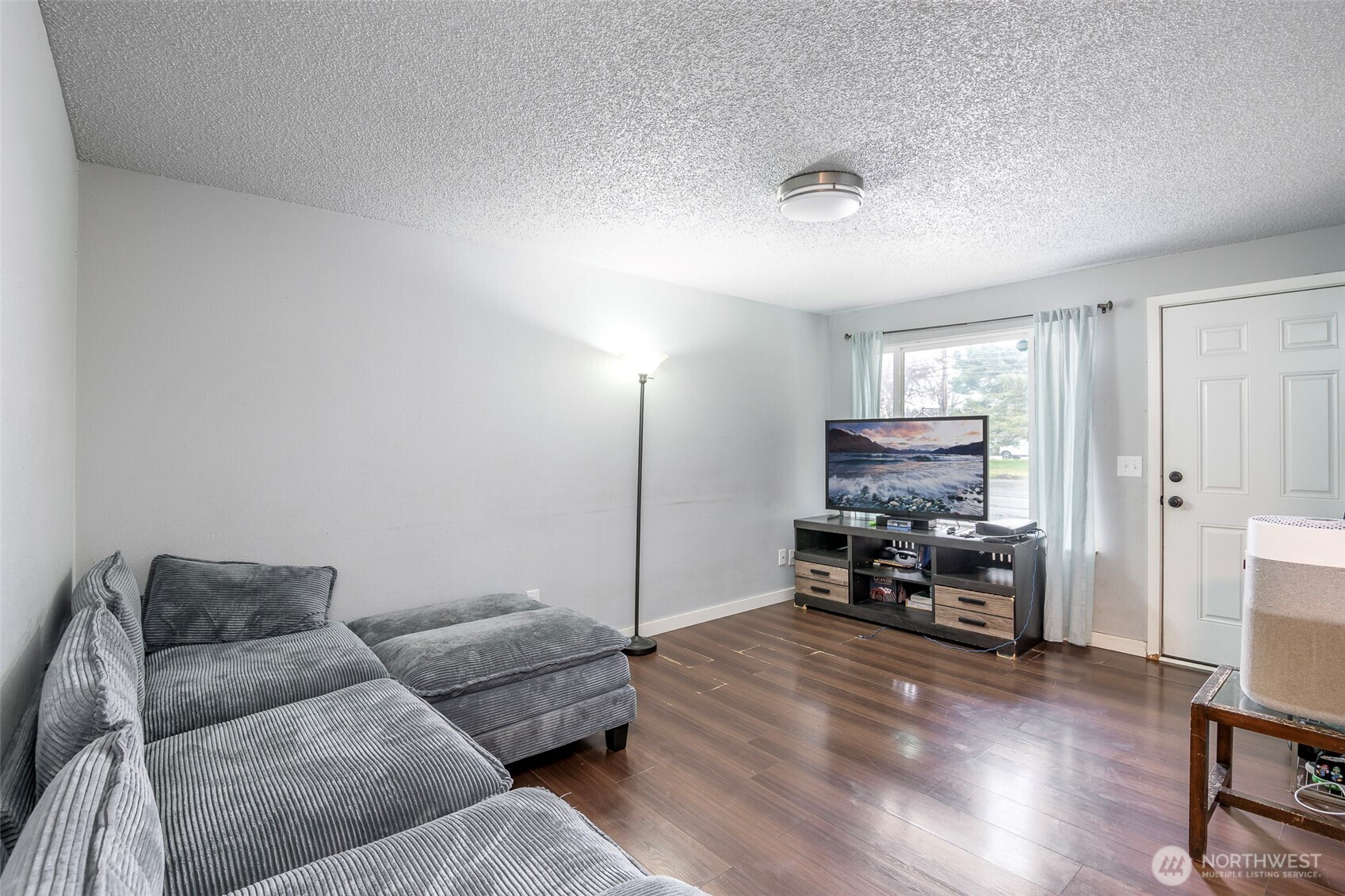 6655 E Portland Avenue , Tacoma, WA 98404