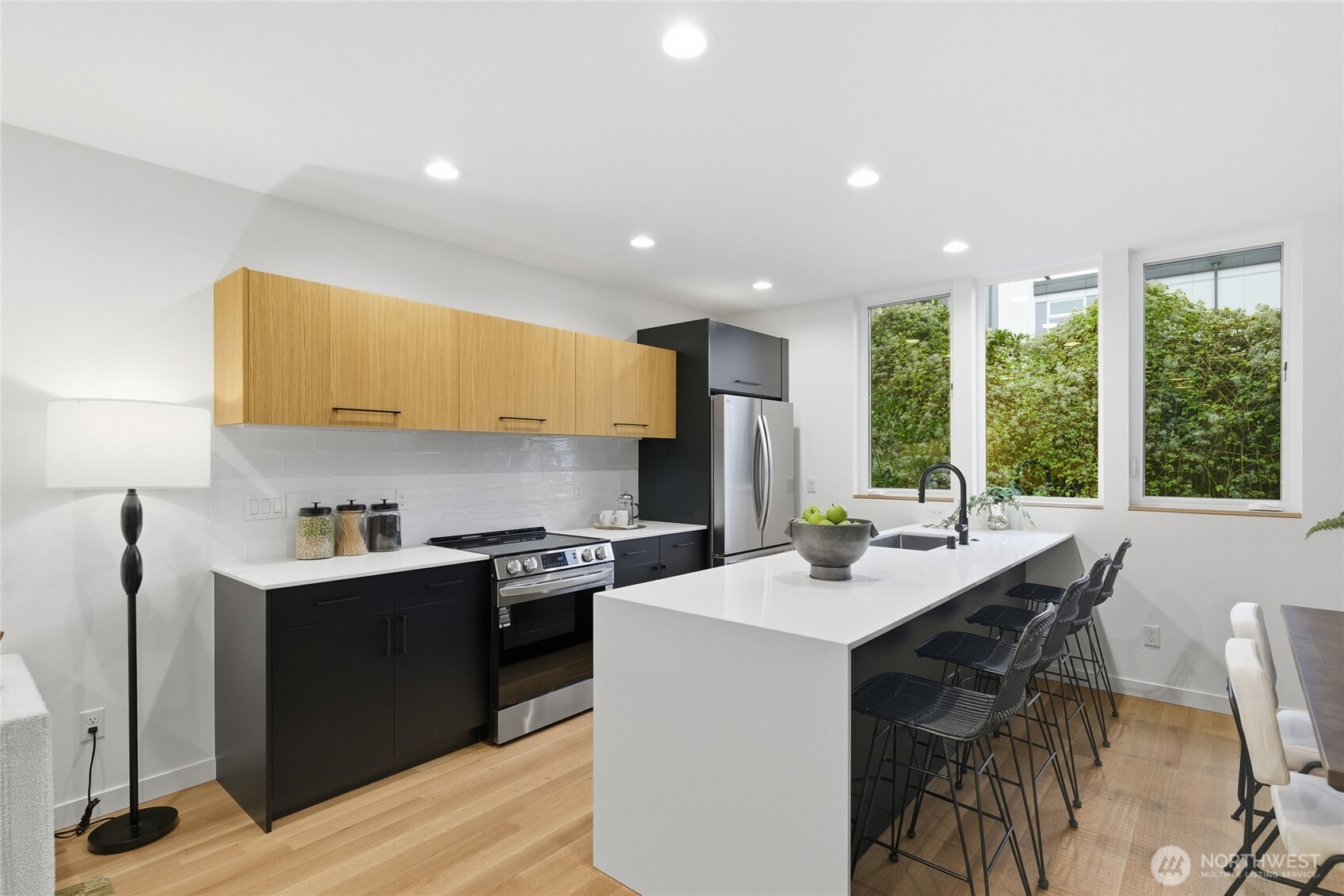 3646 Greenwood Avenue N #B, Seattle, WA 98103