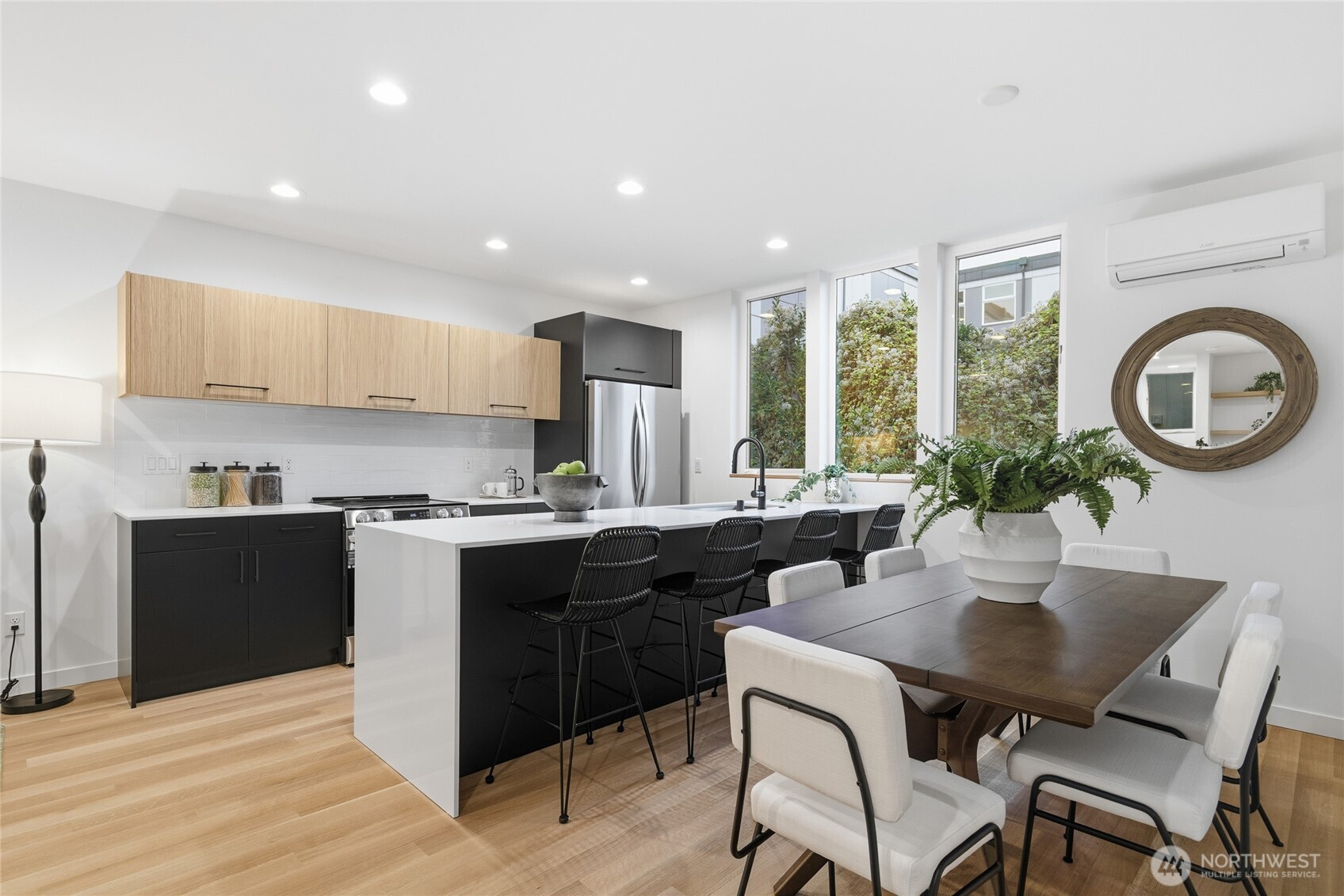 3646 Greenwood Avenue N #B, Seattle, WA 98103